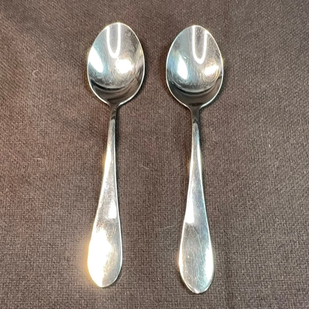 Towle BOSTON ANTIQUE Glossy 2 Oval Soup / Place Spoons Towle 18-10 Stainless